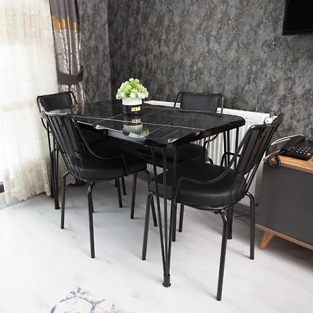 Apartment Master House